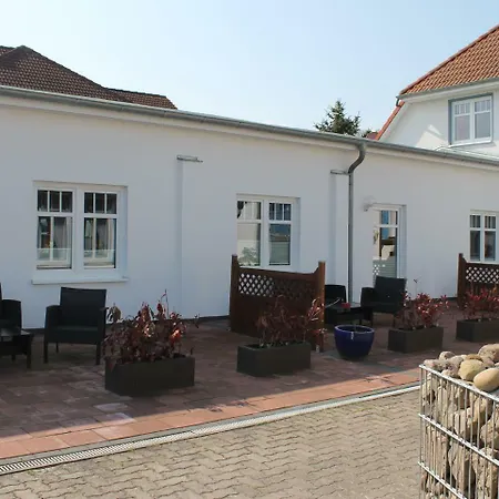 Charming Holiday In Nienhagen With Garden * Nienhagen (Gromitz)