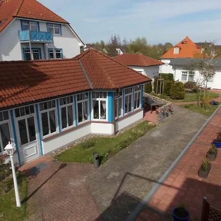Charming Holiday In Nienhagen With Garden * Nienhagen (Gromitz)